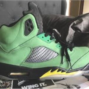 JORDAN RETRO 5 “OREGON DUCK” 2020 Apple Green